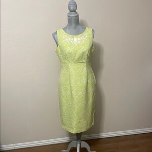 Jones New York Yellow/Green Line Sheath Midi Dress Scoop Neck Sleeveless